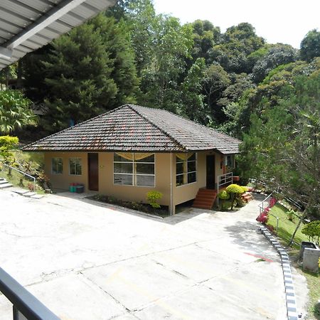 J Residence Tenompok Luaran gambar
